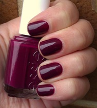 What colour are you chic people wearing on your nails?