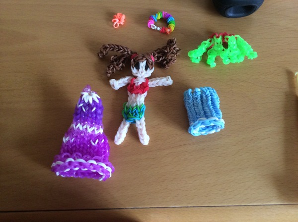 The Mumsnet Summer Loom Band Challenge - £200 of Hobbycraft vouchers up for grabs