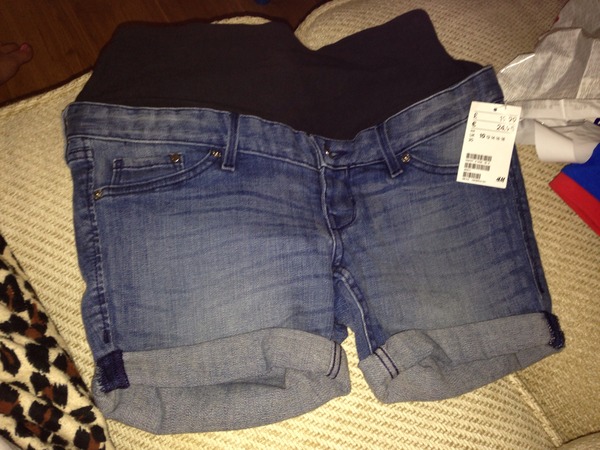 Maternity shorts
