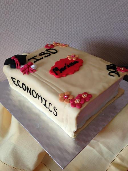 Would anyone enjoy a cake picture thread, for boasting?!