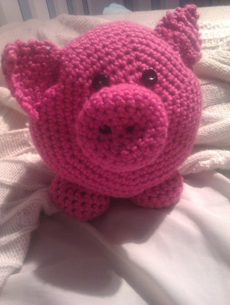 Woolly Hugs. A Woodland Themed Craft Sale and Auction for Mia's Wood.