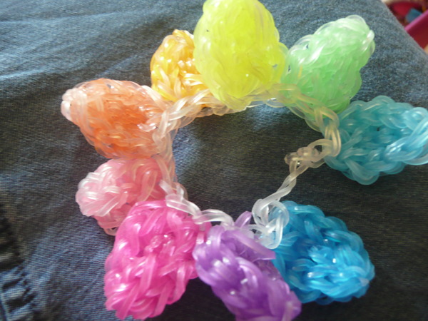 The Mumsnet Summer Loom Band Challenge - £200 of Hobbycraft vouchers up for grabs