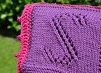 Woolly Hugs : A Blanket for SupermansBigRedBottleOfSpirits. Crafters and donors, please, we need your help.