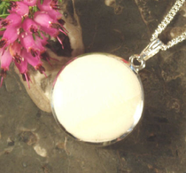 to ask what your fave/most significant piece of jewellery is?