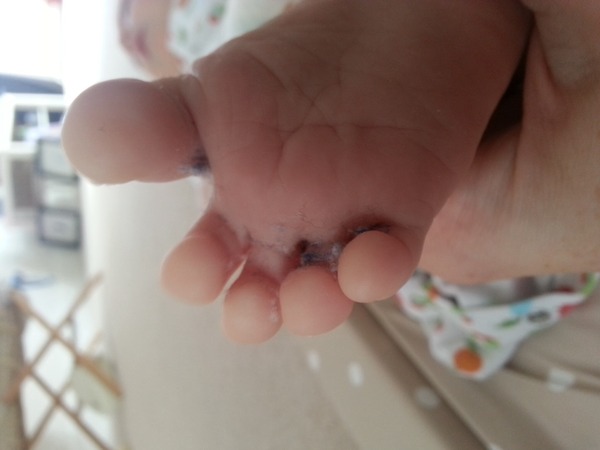to LOVE picking out the fluff from my baby's toes