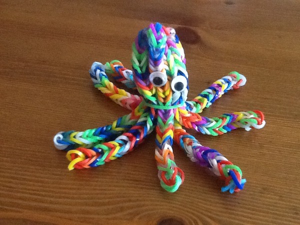 The Mumsnet Summer Loom Band Challenge - £200 of Hobbycraft vouchers up for grabs