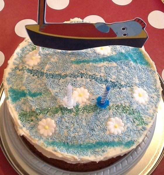 Would anyone enjoy a cake picture thread, for boasting?!