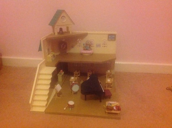 Nearly New Sale
