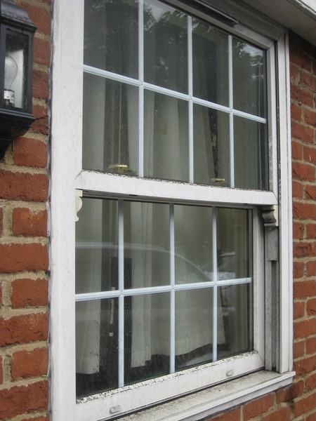 Heartfelt plea not to remove sash windows