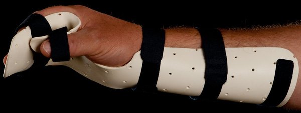 Clothing for children with poor hand function