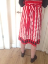 What do people wear to weddings?