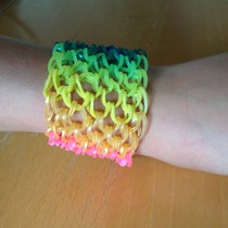 The Mumsnet Summer Loom Band Challenge - £200 of Hobbycraft vouchers up for grabs