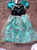 Rocking around the Sylvanian Families Christmas Tree wearing a Disney Elsa Dress - Christmas Bargain Thread 3