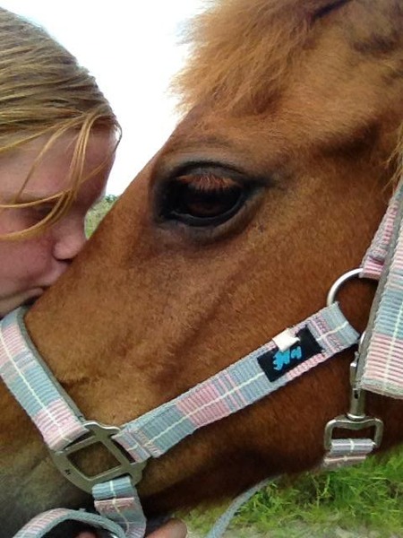 Can you help my little girl win by liking her competition pic please