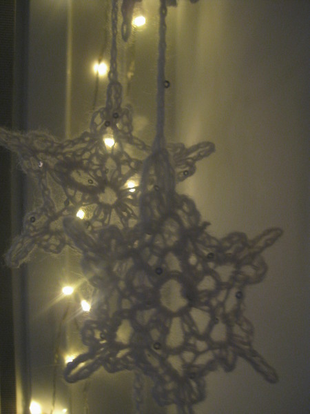 Team Hooker : Come flash your wares at the Hotel Crochetfornia.