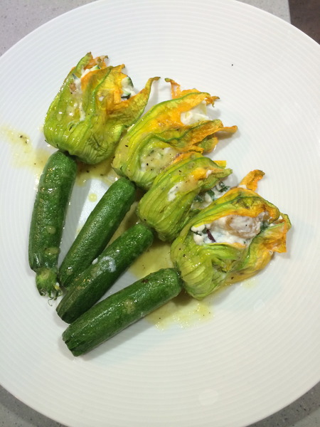 Eatbetterers part 3 -gather around healthy people !