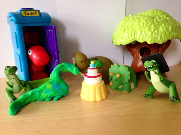 Send in pictures of your DC's best dino to WIN £100 worth of Random House Books