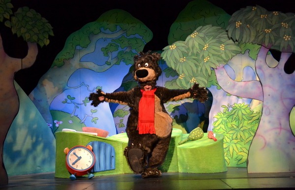 Hugless Douglass at The Broadway Theatre - Great Show!