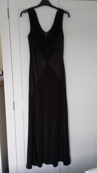 Is this dress OK for a ball?