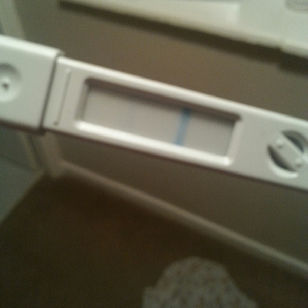 faint positive or negitive? HELP!! ( pic attached)