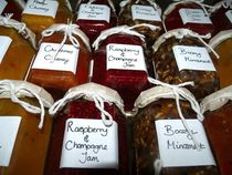 Christmassy glittery jam??