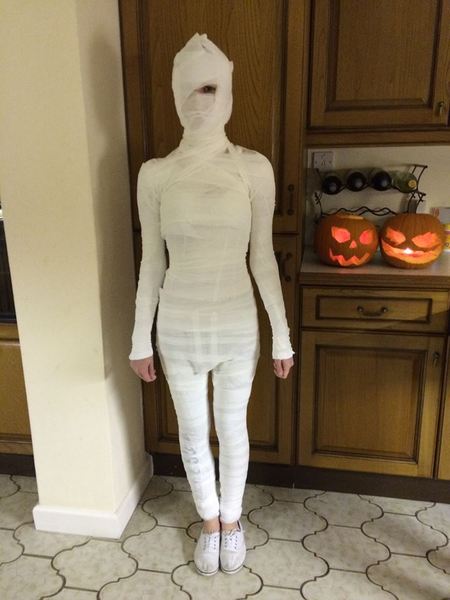 To love Halloween?