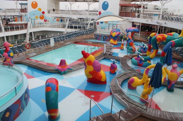 Royal Caribbean - Oasis of the Seas event day feedback thread: find out how the non cruisers got on onboard! NOW CLOSED