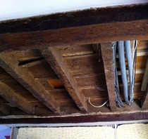Lath and plaster ceilings - are they dangerous?