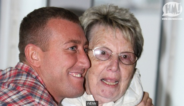 X FACTOR 1/11- It's HALLOWE'EN  week! And instant evictions. Be very afraid.