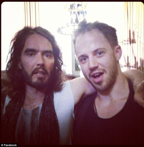 Webchat with Russell Brand - Weds 12 Nov - 1 o'clock
