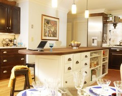 Is 810mm two small for a corner kitchen cabinet