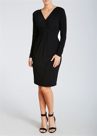 Can I wear these boots with this dress?