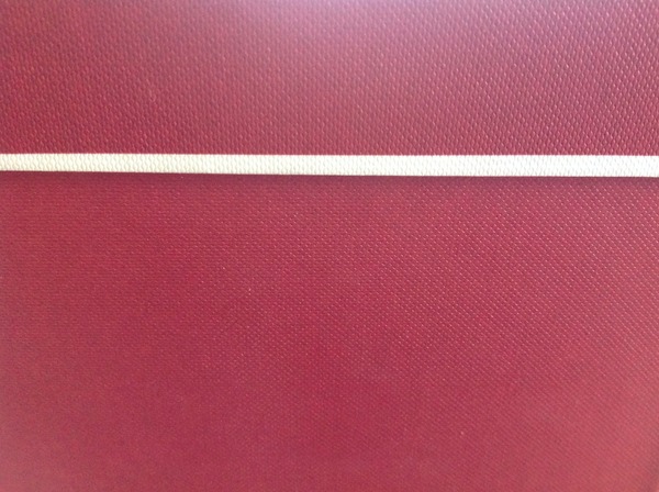 Strong colour in one wall?