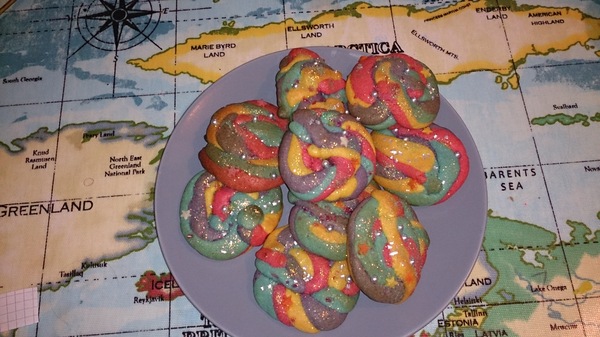 making a unicorn cake help please!