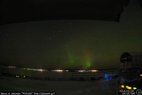 Armchair aurora watching