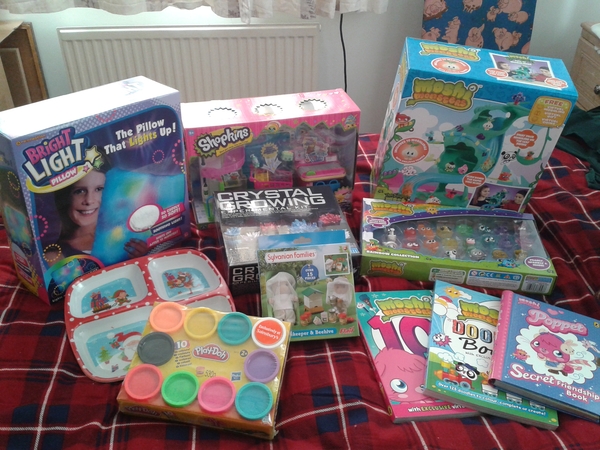 What have you bought your DCs for Xmas (in pictures)? Xmas lovers only please [title edited by MNHQ at OP's request, ho ho ho!]