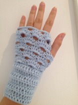 Team Hooker : Come flash your wares at the Hotel Crochetfornia.