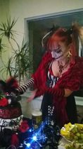 Help needed to make a ridiculously ambitious halloween/birthday cake please.