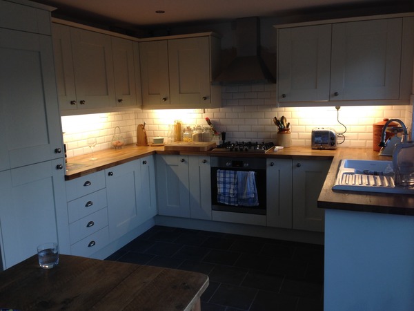 Kitchen handles... please help me!