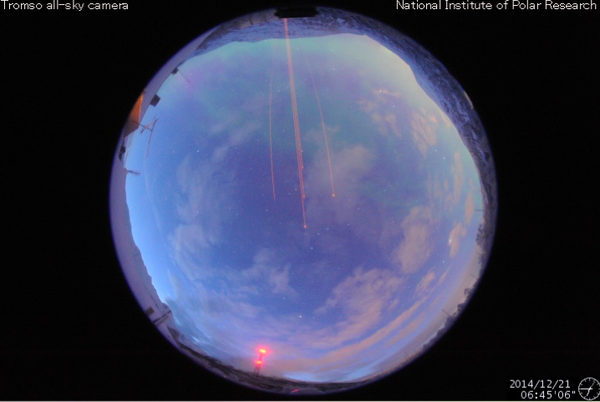 Armchair aurora watching