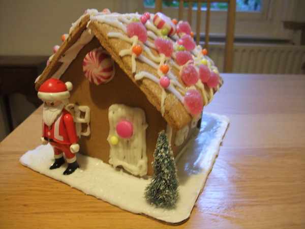 Deck the halls (or the wine) as the Fledglings head into December.
