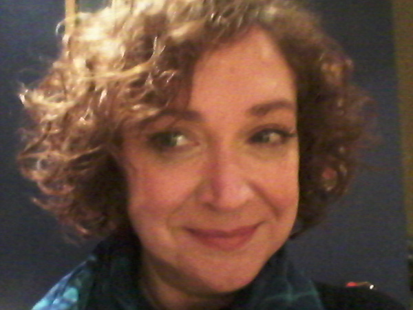 Embracing my curls after 20+ years. (Self concious selfie alert)