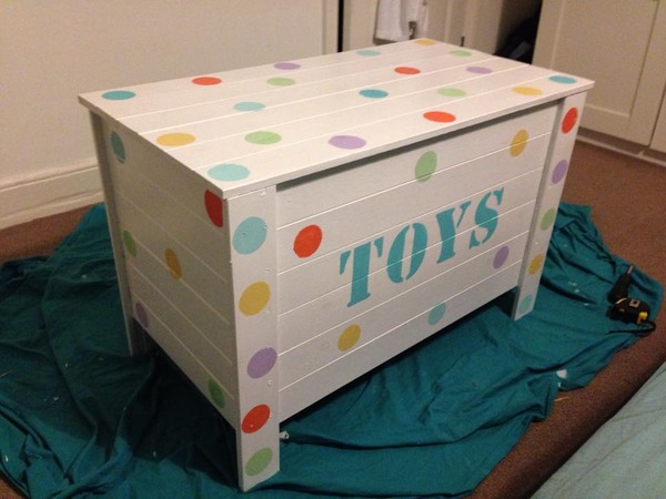 March Mummies 2015 - second tri continues with ever growing bumps, boobs and babies