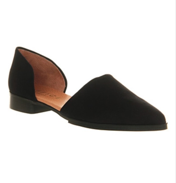 Can anyone find shoes like this?