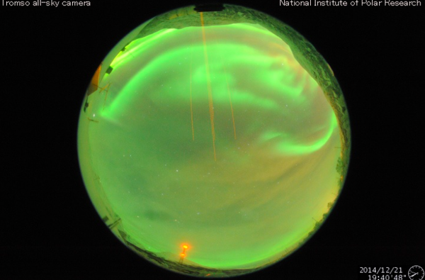 Armchair aurora watching