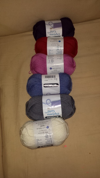 I have pretty new wool. Any ideas what to make?
