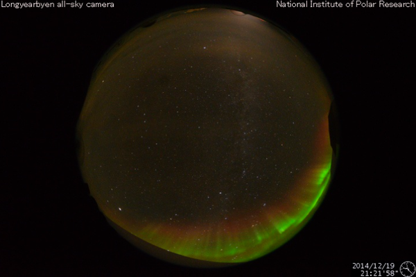 Armchair aurora watching