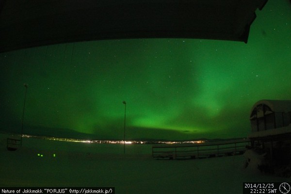 Armchair aurora watching