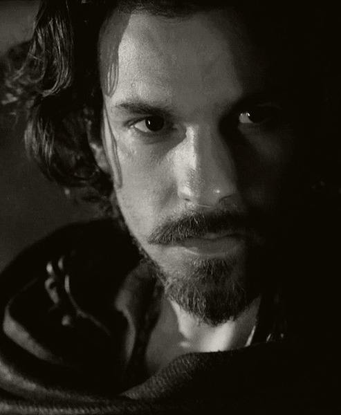 Swagger Inn 80 - What Do We Want? MUSKETEERS IN BILLOWY SHIRTS! When do we want them? Erm... All the time actually please.
