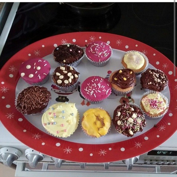 What are your favourite baking and school holiday activities to do with your DCs? Tell Flora for the chance to win a £150 John Lewis voucher NOW CLOSED